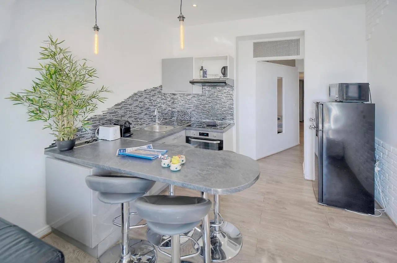 Apartament Antho - 500M Plage- Clim - Vca Cannes